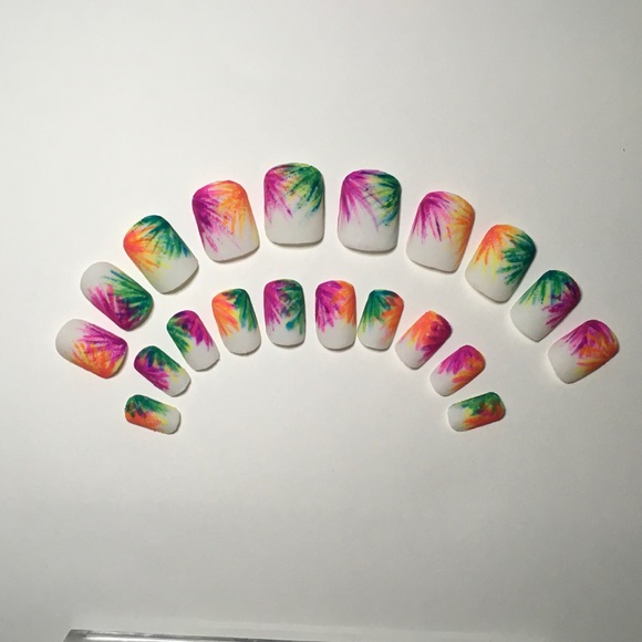 Tropical Matte Square Press On Nails Set of 20 - Picture 4 of 11